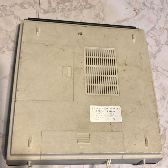 Vtg General Electric GE Model M8420A Cassette Recorder Automatic ALC with Mic - Picture 3 of 16